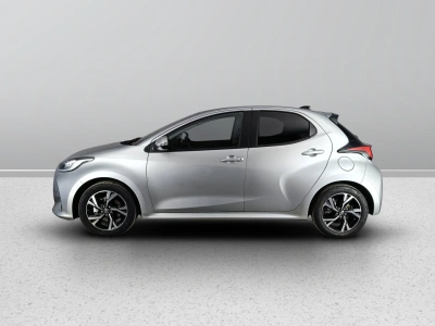 6 - Toyota Yaris Cascioli Group