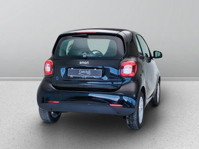 6 - smart fortwo Cascioli Group