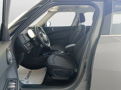 8 - MINI Countryman Cascioli Group