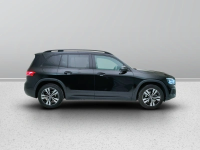 7 - Mercedes-Benz GLB Cascioli Group