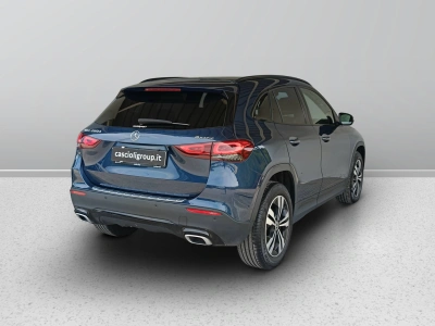4 - Mercedes-Benz GLA Cascioli Group