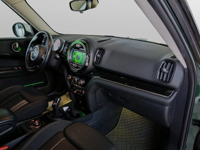 10 - MINI Countryman Cascioli Group