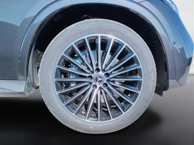 7 - Mercedes-Benz GLC Cascioli Group