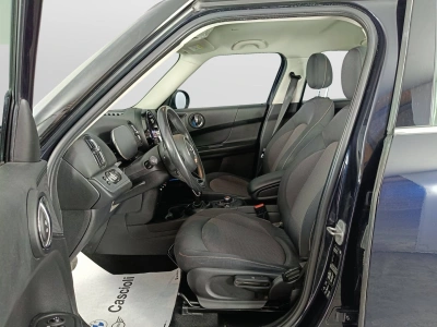 8 - MINI Countryman Cascioli Group