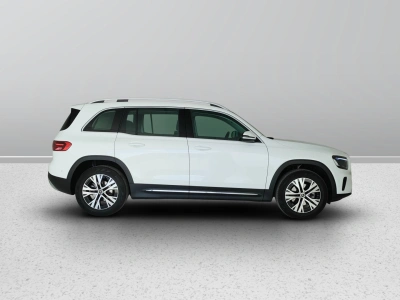 7 - Mercedes-Benz GLB Cascioli Group