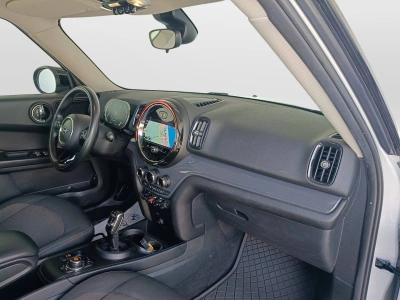 10 - MINI Countryman Cascioli Group