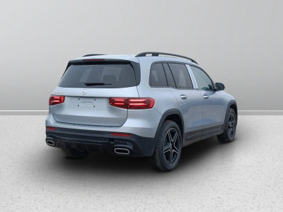 4 - Mercedes-Benz GLB Cascioli Group