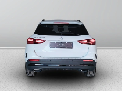 4 - Mercedes-Benz GLA Cascioli Group