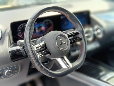 10 - Mercedes-Benz GLA Cascioli Group