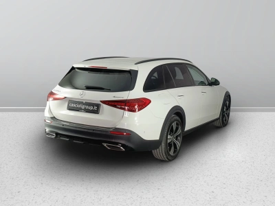 4 - Mercedes-Benz Classe C Cascioli Group