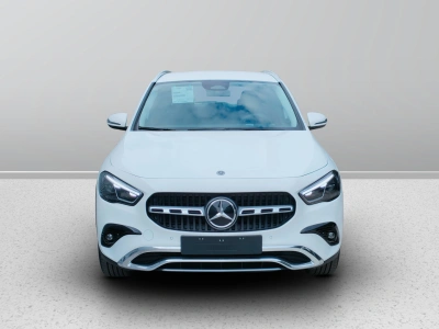 2 - Mercedes-Benz GLA Cascioli Group