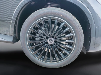 8 - Mercedes-Benz GLC Cascioli Group