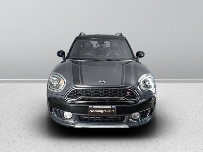 2 - MINI Countryman Cascioli Group