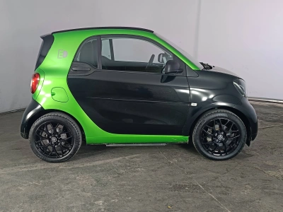6 - smart fortwo Cascioli Group