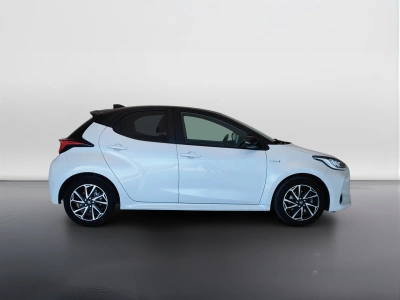4 - Toyota Yaris Cascioli Group