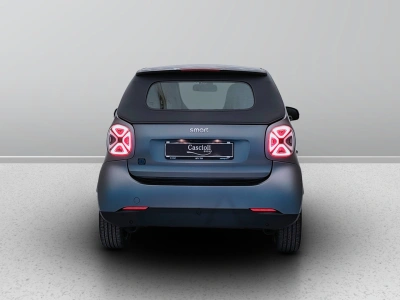 4 - smart fortwo Cascioli Group