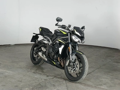 2 - Triumph Street Triple Cascioli Group
