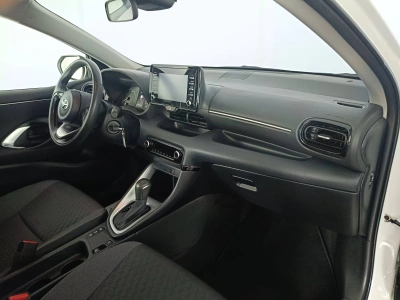 10 - Toyota Yaris Cascioli Group