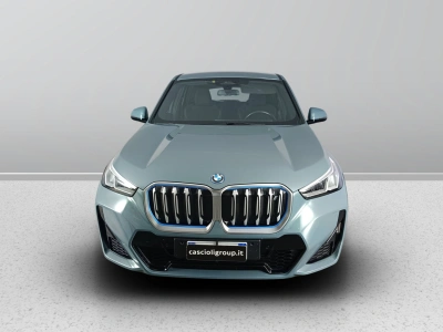 2 - BMW iX1 Cascioli Group