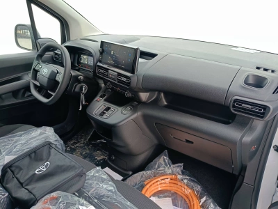 10 - Toyota Professional Proace City Cascioli Group