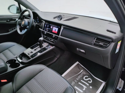 10 - Porsche Macan Cascioli Group