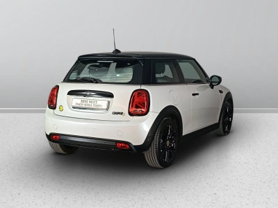 4 - MINI Cooper Cascioli Group