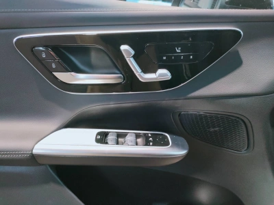 8 - Mercedes-Benz GLC Cascioli Group