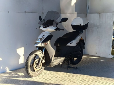 4 - Kymco E1084 Cascioli Group