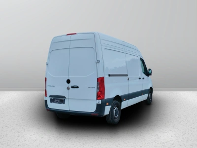 7 - Mercedes Vans Sprinter Cascioli Group