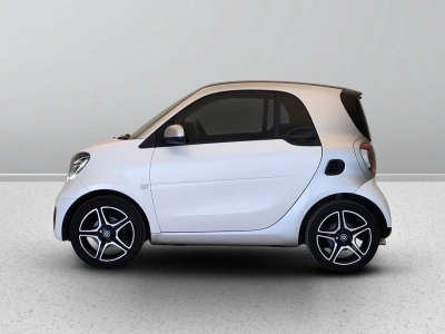 3 - smart fortwo Cascioli Group