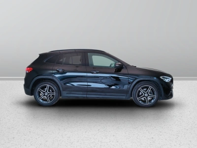 13 - Mercedes-Benz GLA Cascioli Group