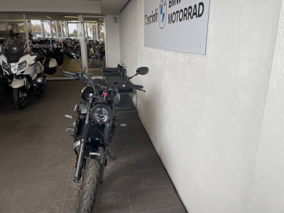 2 - Yamaha XSR Cascioli Group