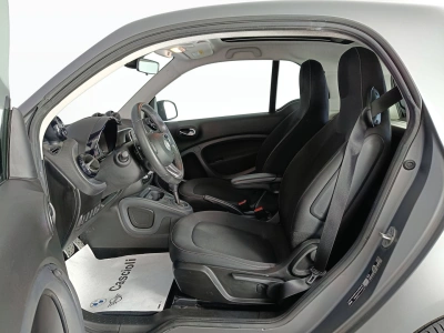 8 - smart fortwo Cascioli Group