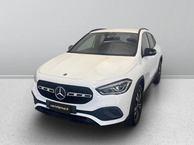 1 - Mercedes-Benz GLA Cascioli Group