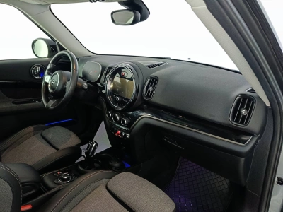 10 - MINI Countryman Cascioli Group