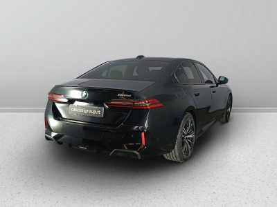 4 - BMW Serie 5 Cascioli Group