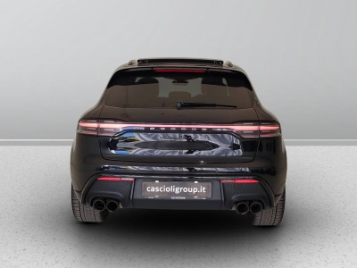 4 - Porsche Macan Cascioli Group