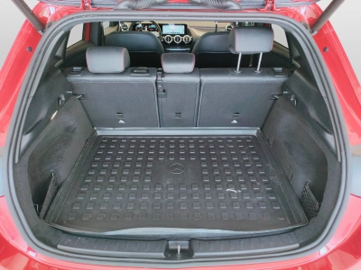 10 - Mercedes-Benz GLA Cascioli Group
