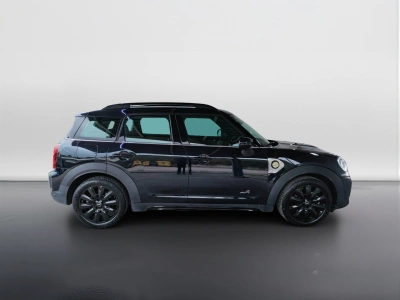 7 - MINI Countryman Cascioli Group