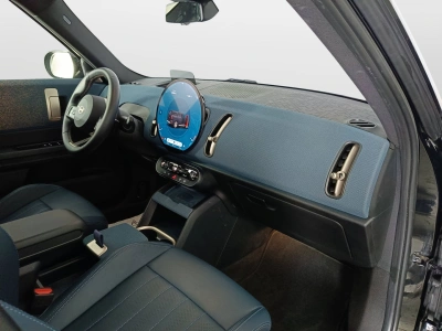 10 - MINI Countryman Cascioli Group