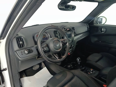 7 - MINI Countryman Cascioli Group