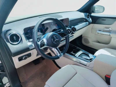 8 - Mercedes-Benz GLB Cascioli Group
