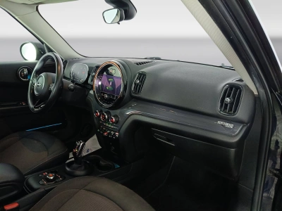 10 - MINI Countryman Cascioli Group