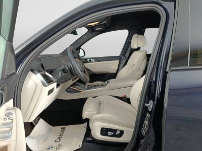 8 - BMW X7 Cascioli Group