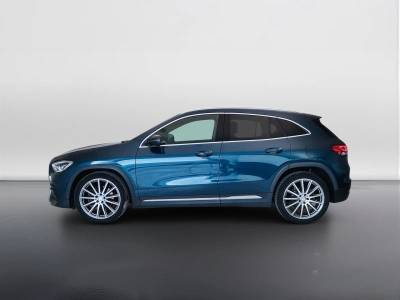 8 - Mercedes-Benz GLA Cascioli Group