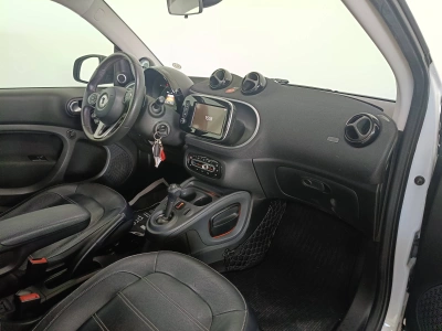 10 - smart fortwo Cascioli Group