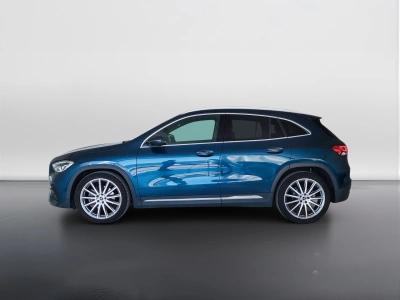 8 - Mercedes-Benz GLA Cascioli Group