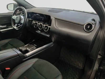 10 - Mercedes-Benz GLA Cascioli Group