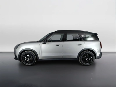 6 - MINI Countryman Cascioli Group