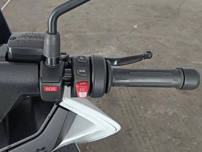 8 - BMW Motorrad C SCOOTER Cascioli Group